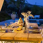 Villa Nicuzza House With Panoramic Infinity Pool Avola
