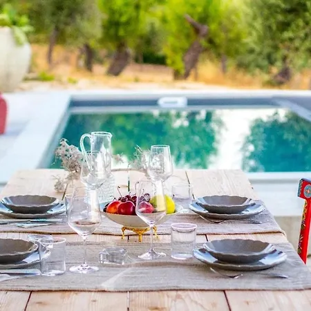 Villa Nicuzza House With Panoramic Infinity Pool Avola