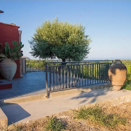 Villa Nicuzza House With Panoramic Infinity Pool Avola