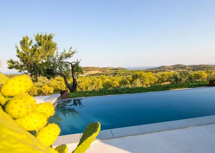 Villa Nicuzza House With Panoramic Infinity Pool *